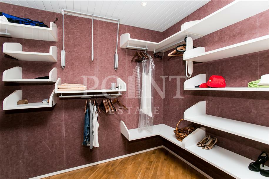 3-КОМН. КВАРТИРА С ОТДЕЛКОЙ 130 М² НА 2 ЭТАЖЕ