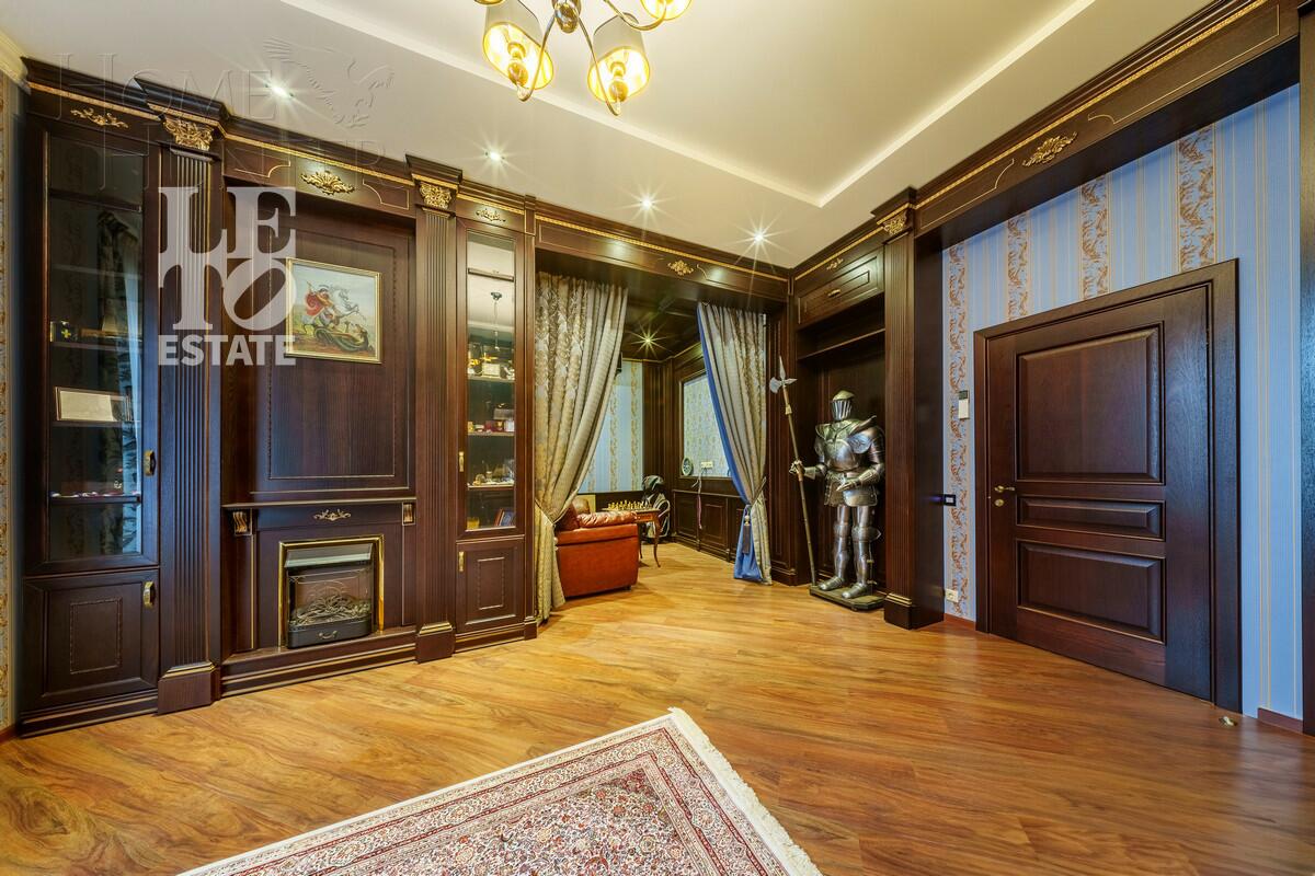 2-этажный коттедж 1 100 м² с отделкой