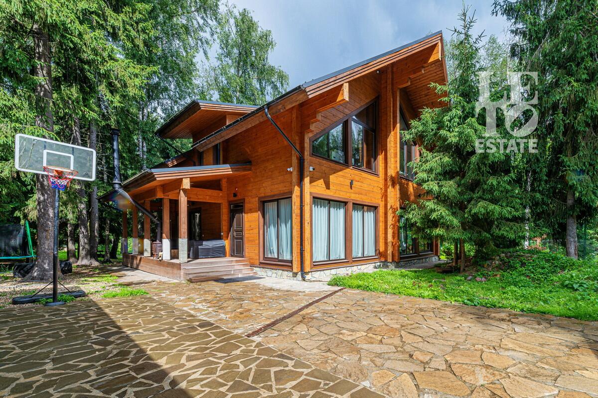 2-этажный коттедж 360 м² с отделкой