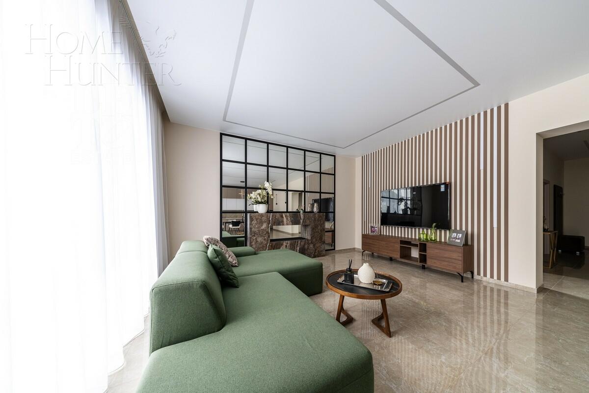 2-этажный коттедж 240 м² с отделкой