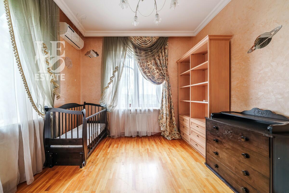 2-этажный коттедж 450 м² с отделкой