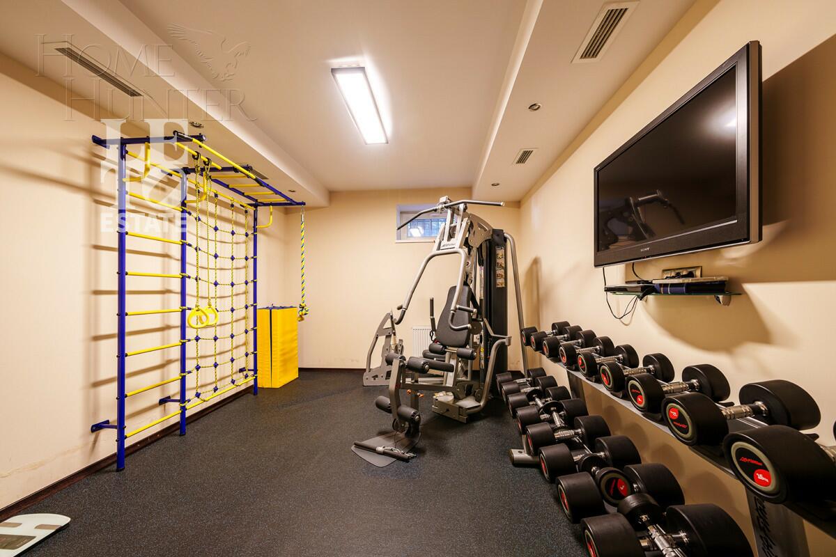 2-этажный коттедж 680 м² с отделкой