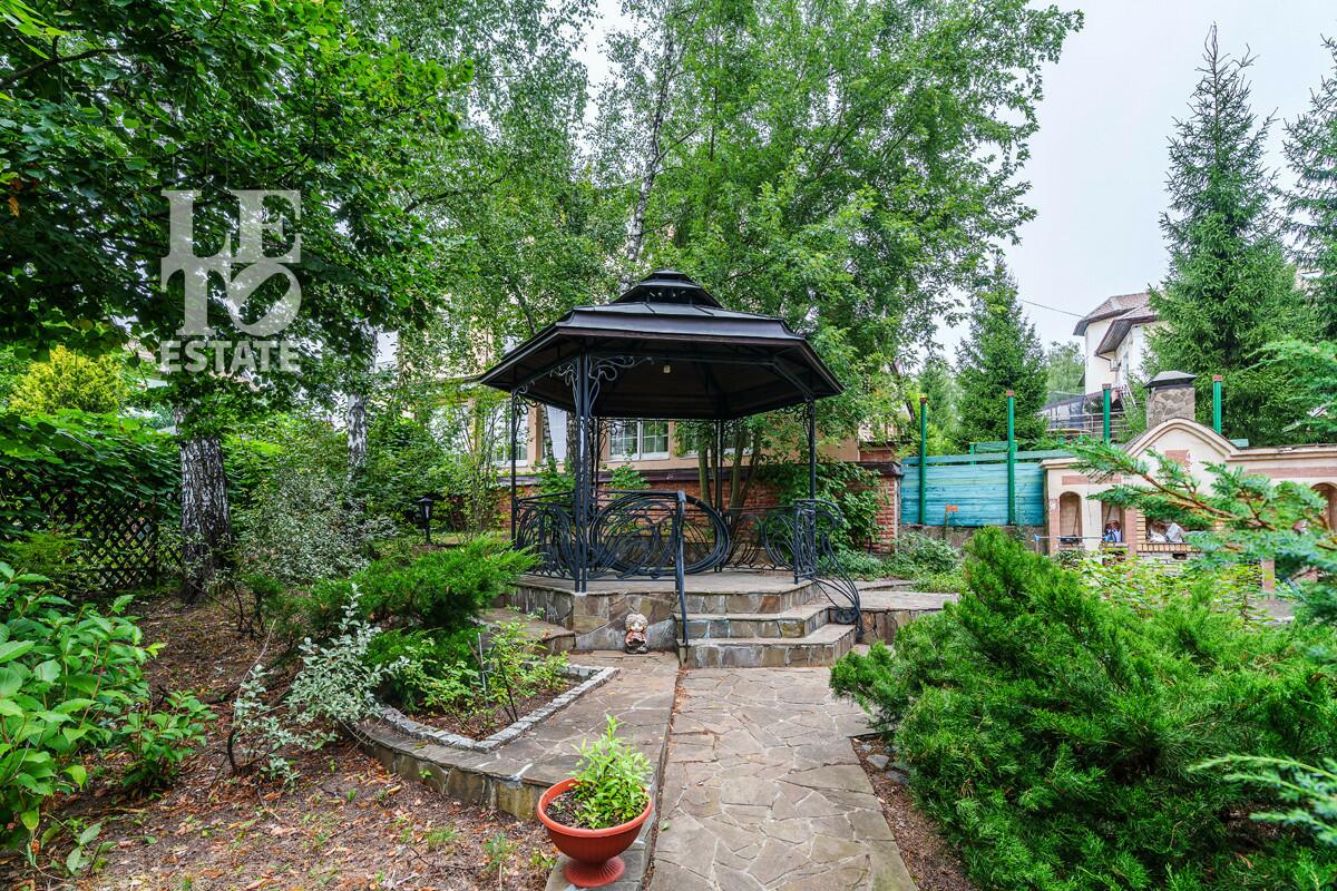 2-этажный коттедж 450 м² с отделкой