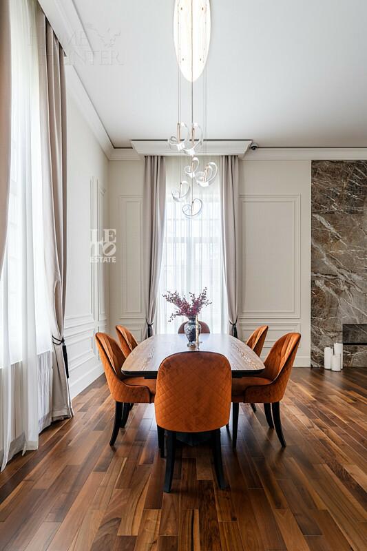 2-этажный коттедж 260 м² с отделкой