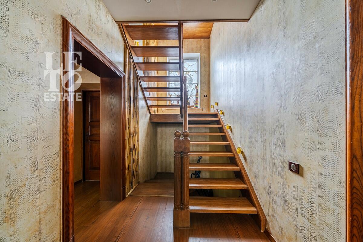 2-этажный коттедж 554 м² с отделкой