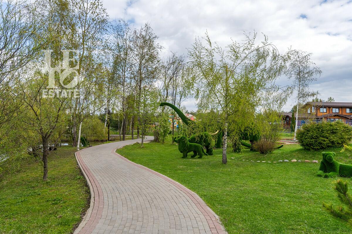 2-этажный коттедж 340 м² с отделкой