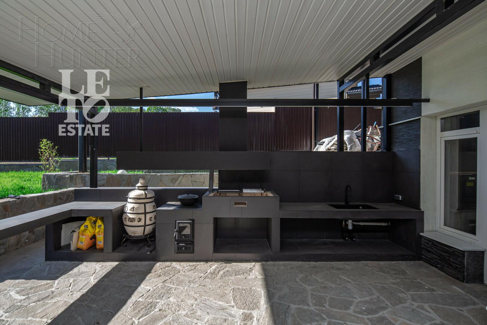 3-этажный коттедж 422 м² с отделкой