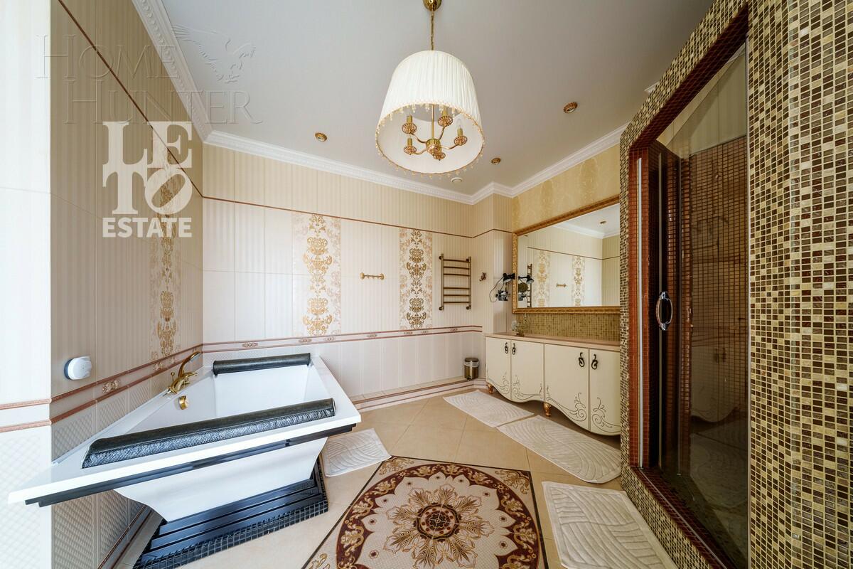 2-этажный коттедж 1 100 м² с отделкой