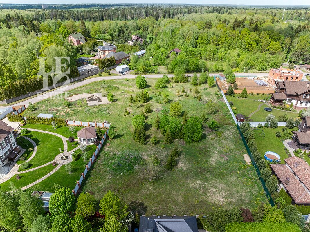 Участок 53.23 сот. в охраняемом поселке