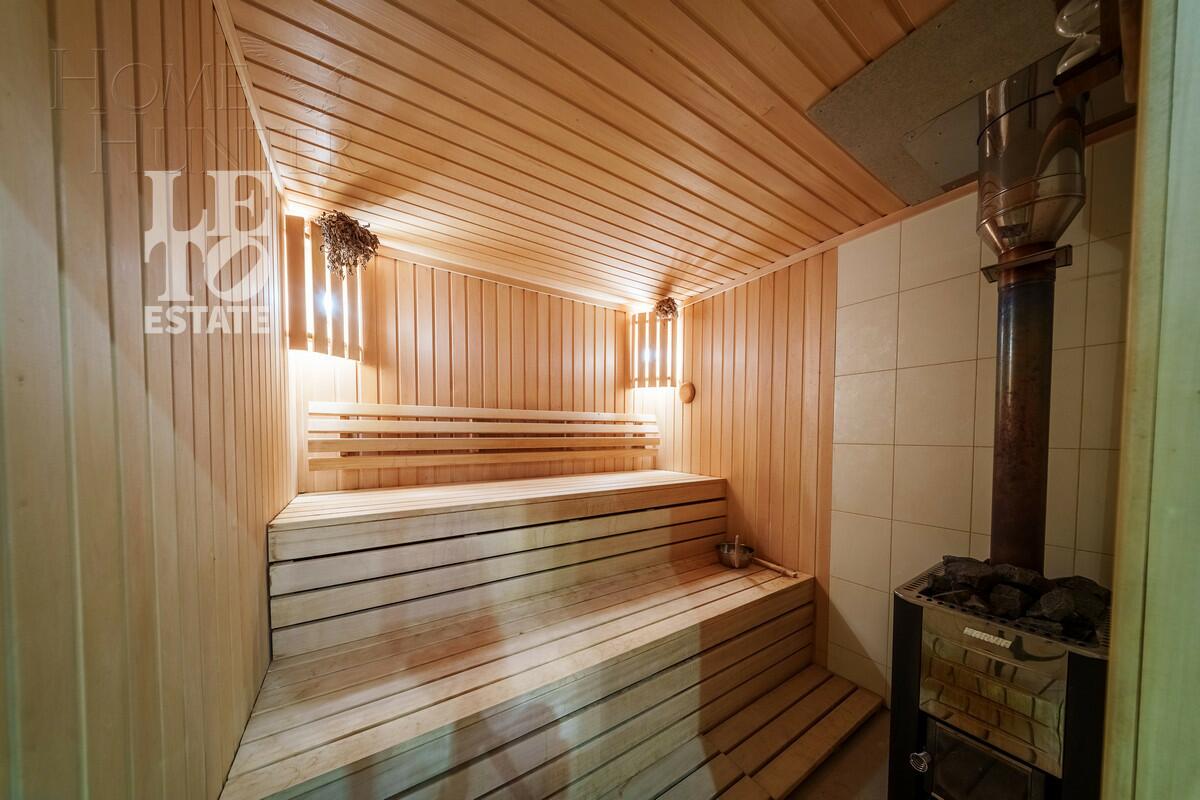 2-этажный коттедж 1 100 м² с отделкой