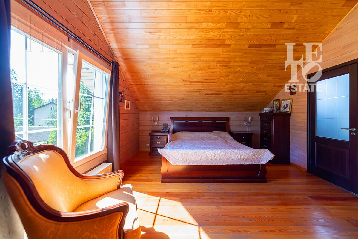 2-этажный коттедж 350 м² с отделкой