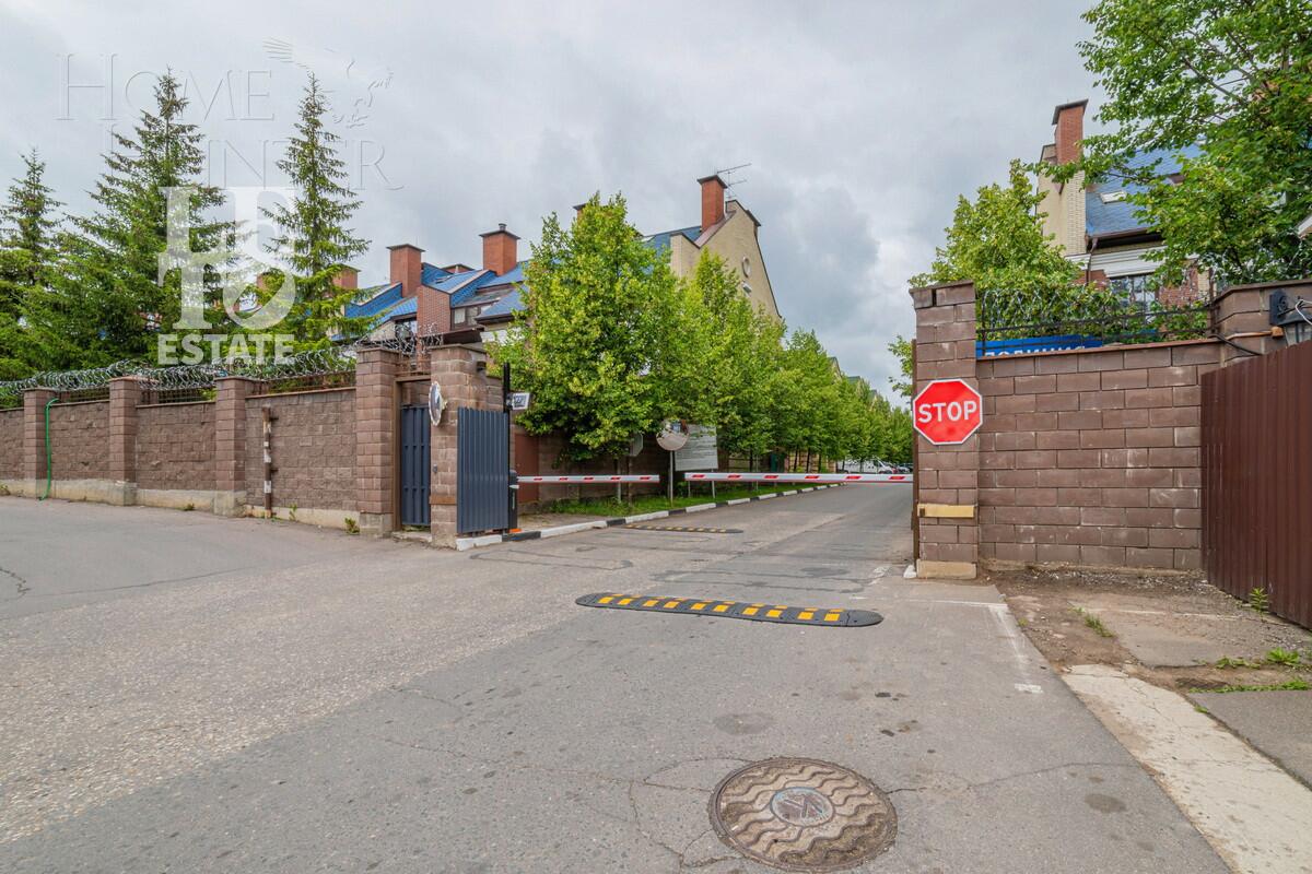 Участок 27 сот. в охраняемом поселке