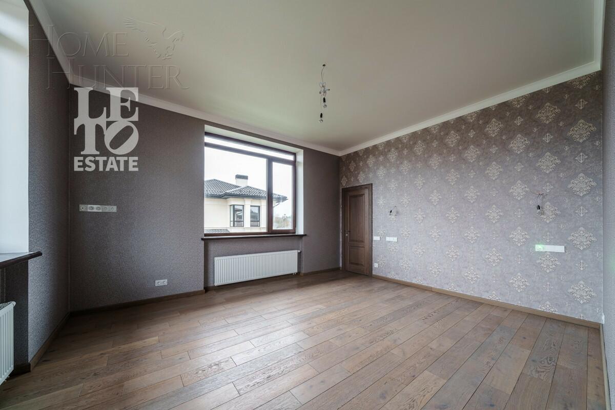 2-этажный коттедж 400 м² с отделкой