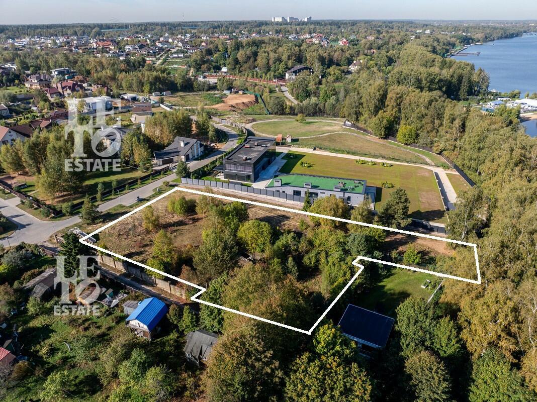 Участок 46.55 сот. в охраняемом поселке