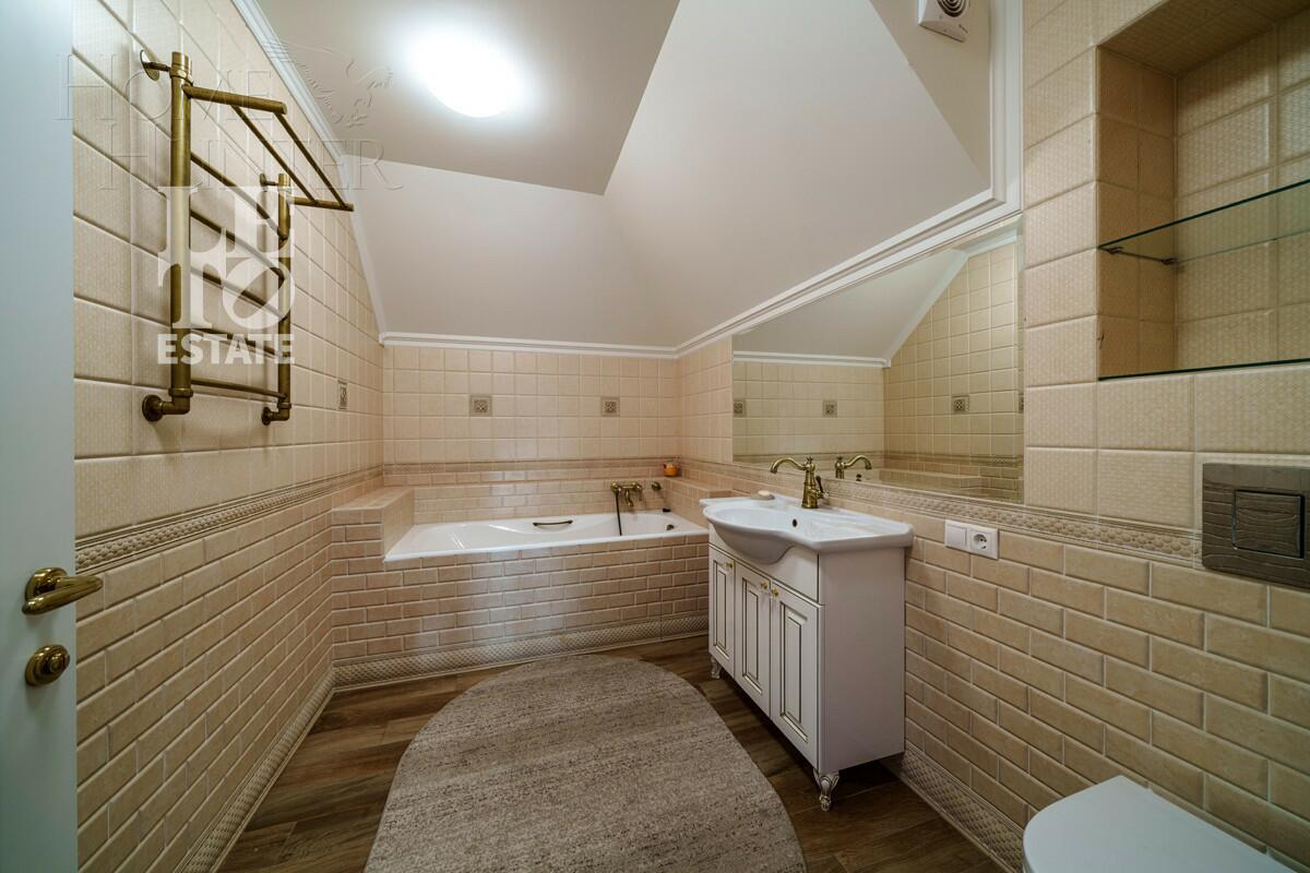 2-этажный коттедж 402 м² с отделкой