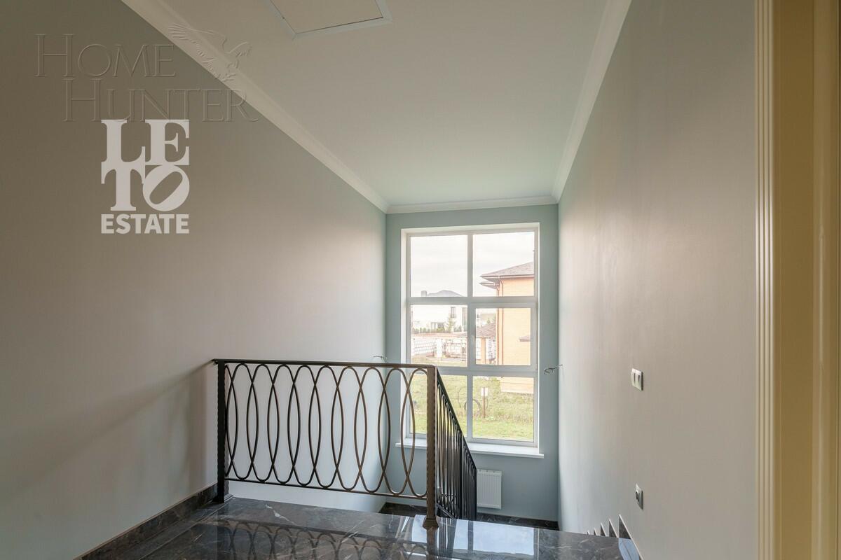 2-этажный коттедж 307 м² с отделкой