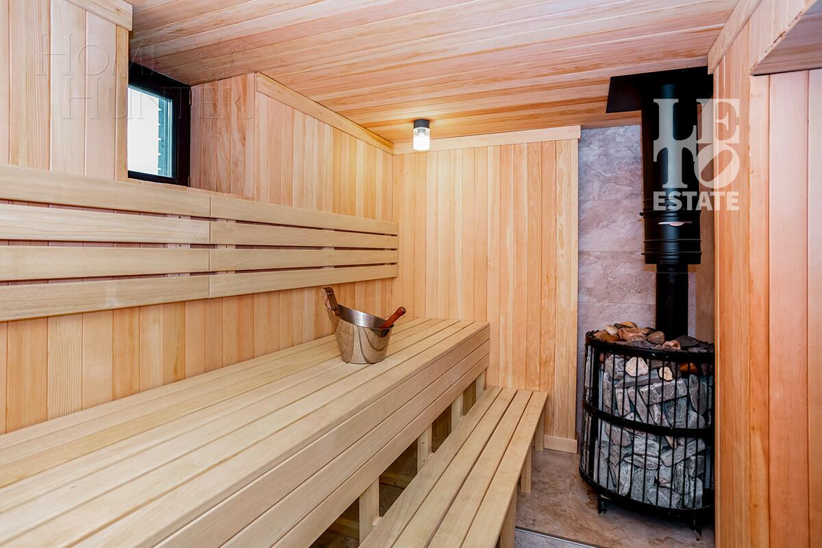 2-этажный коттедж 302 м² с отделкой