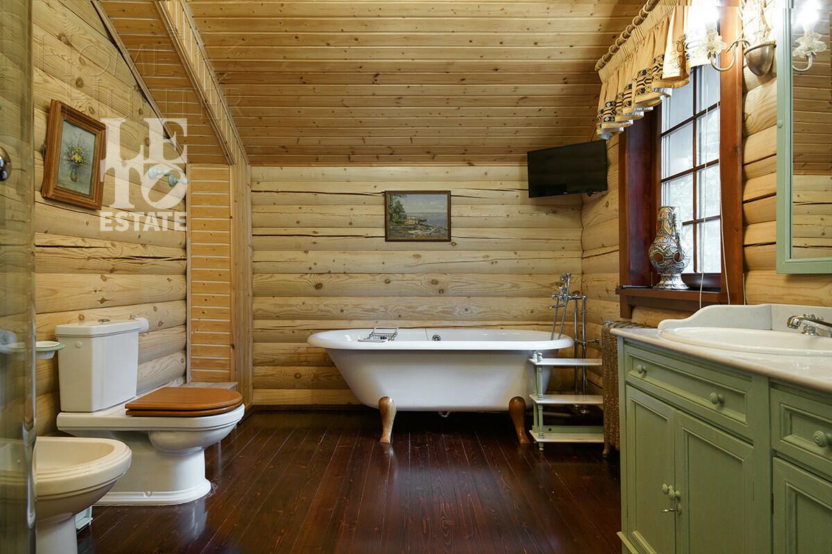 2-этажный коттедж 215.4 м² с отделкой