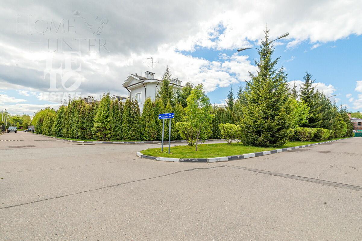 2-этажный таунхаус 330 м² без отделки