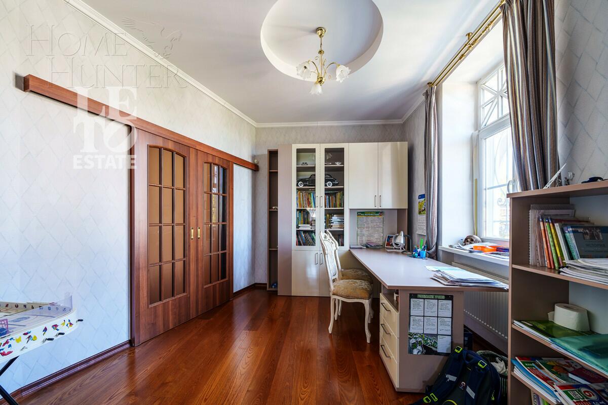 2-этажный коттедж 680 м² с отделкой