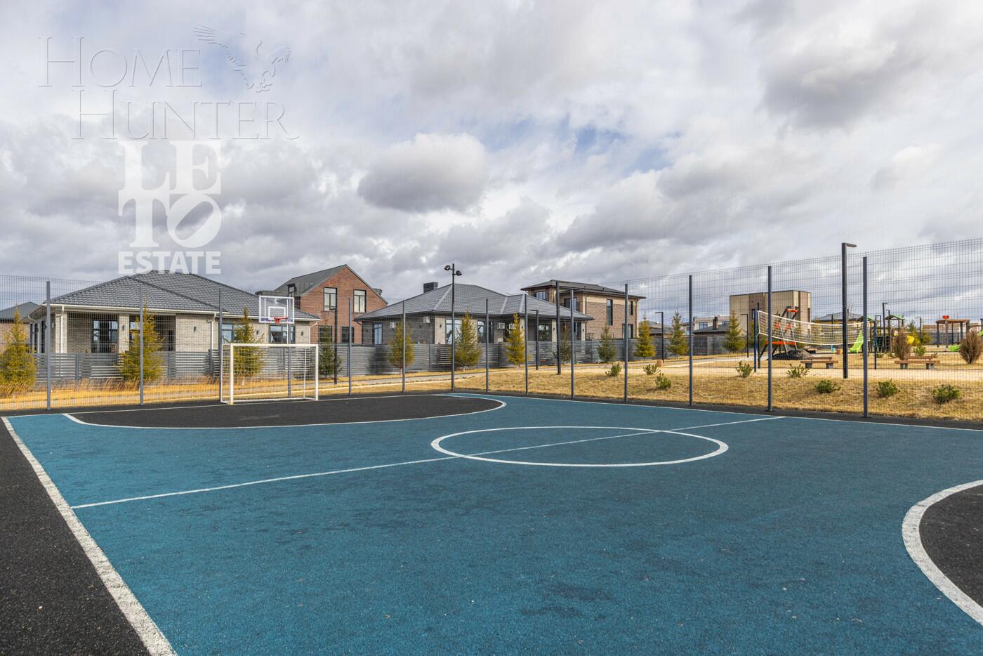 2-этажный коттедж 238.4 м² с отделкой