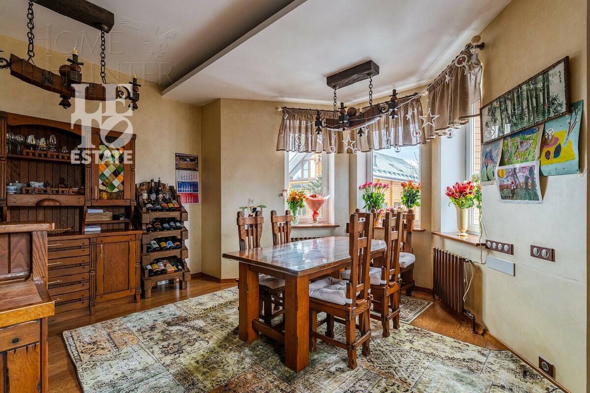 2-этажный коттедж 554 м² с отделкой