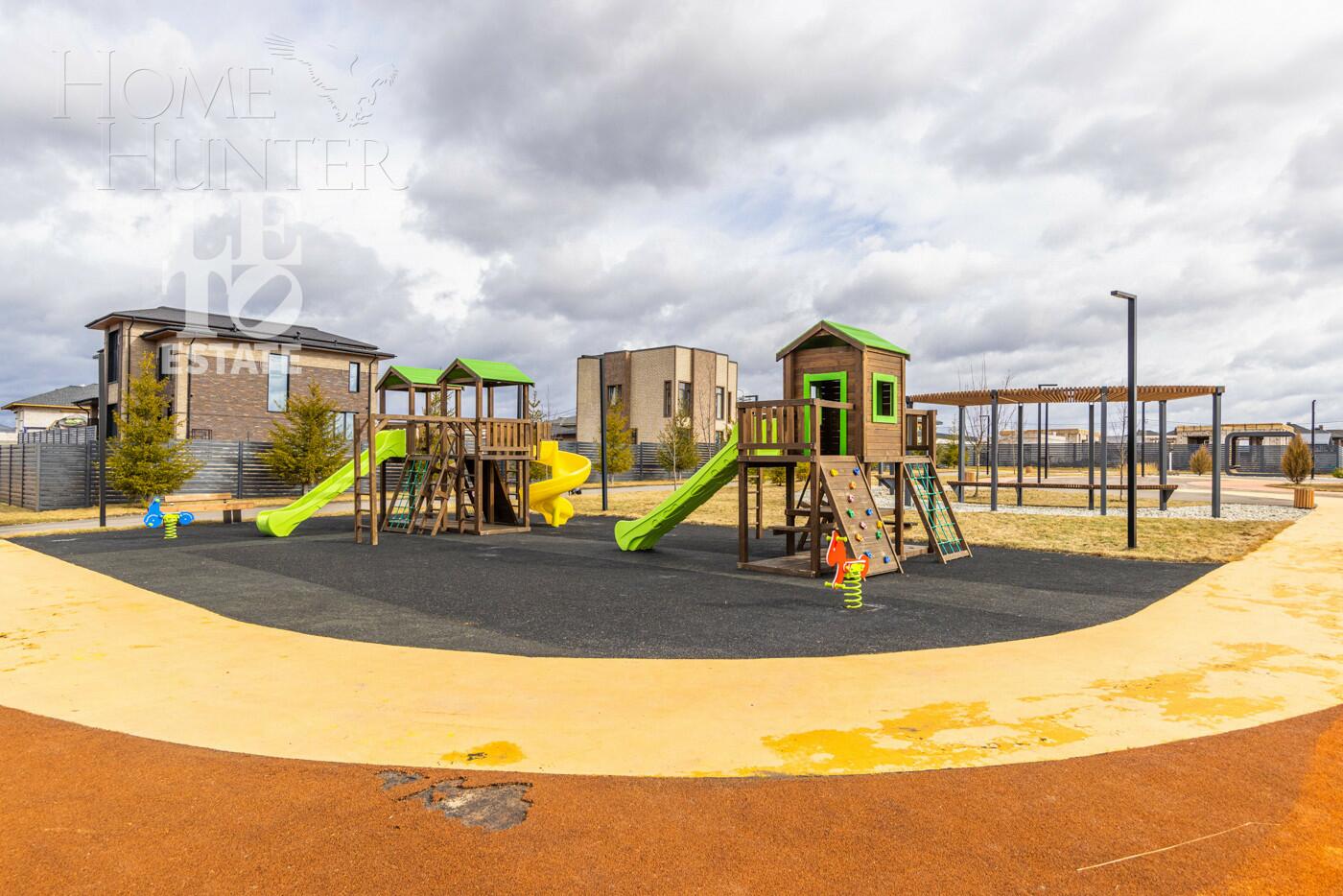 2-этажный коттедж 238.4 м² с отделкой