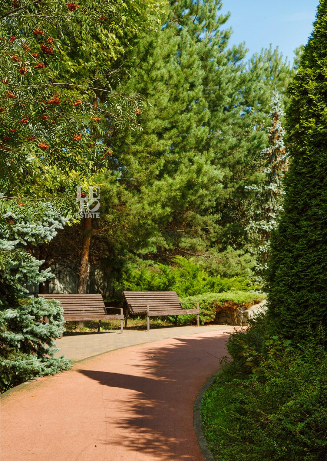 2-этажный таунхаус 270 м² без отделки