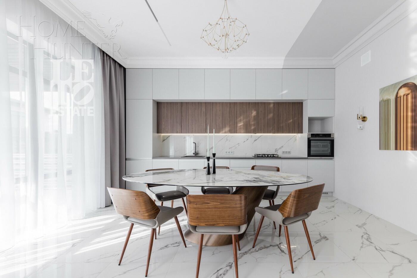 2-этажный коттедж 238.4 м² с отделкой