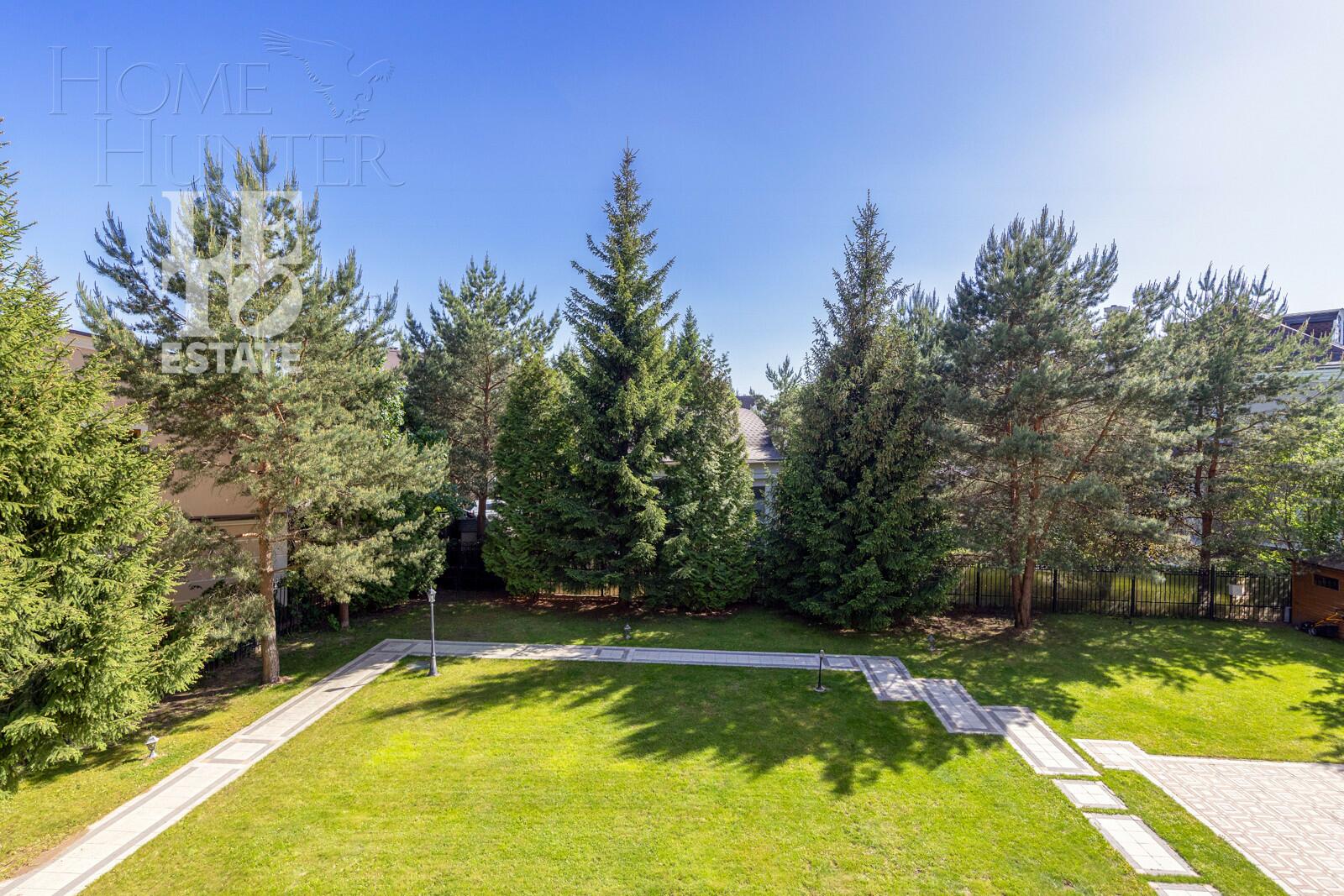 3-этажный коттедж 660 м² с отделкой