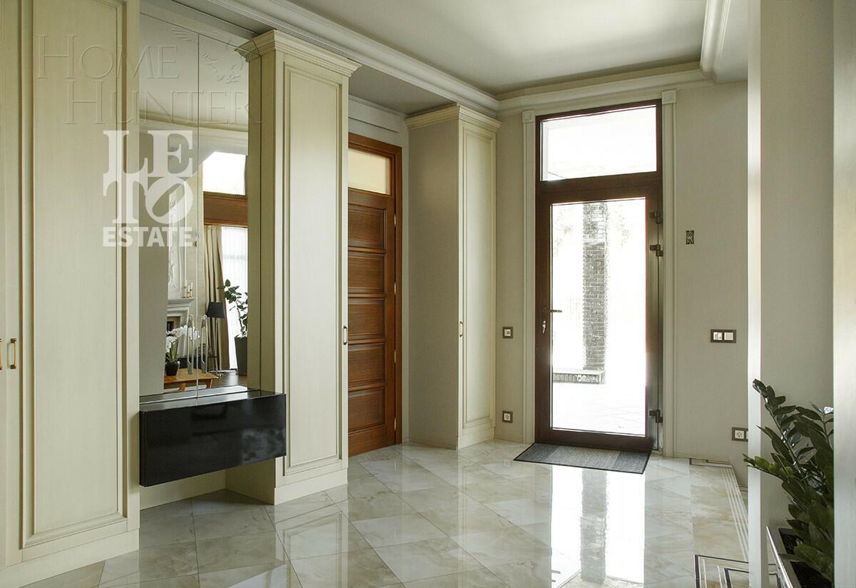 2-этажный коттедж 535 м² с отделкой