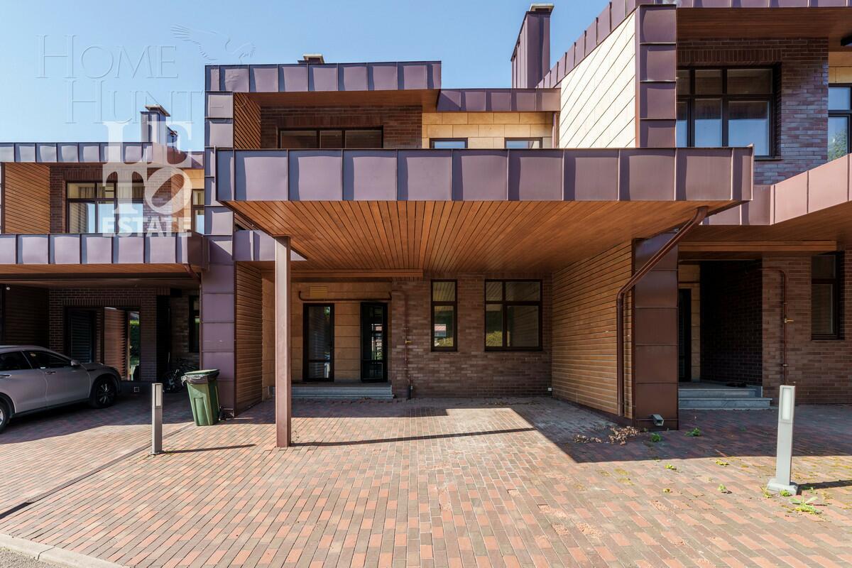 2-этажный таунхаус 270 м² без отделки