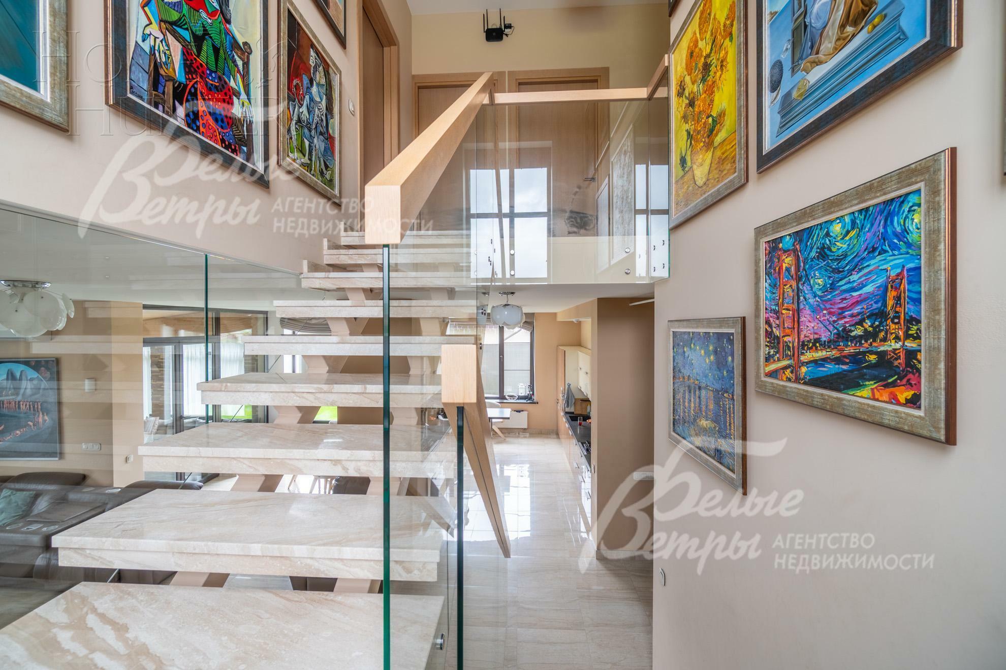 2-этажный коттедж 334 м² с отделкой