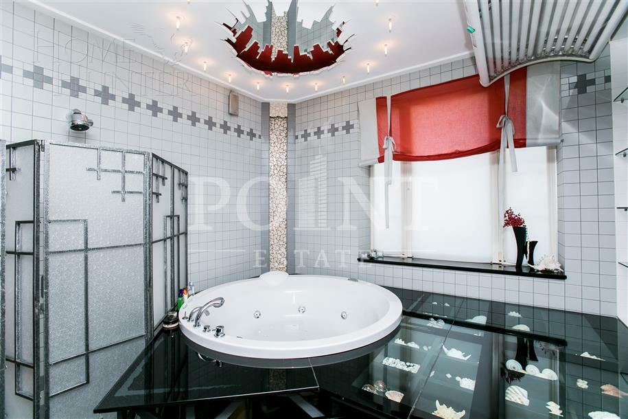 3-КОМН. КВАРТИРА С ОТДЕЛКОЙ 130 М² НА 2 ЭТАЖЕ