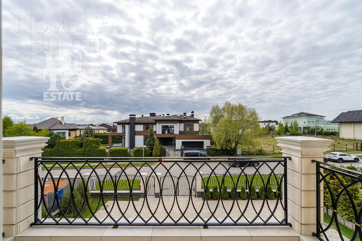 2-этажный коттедж 260 м² с отделкой