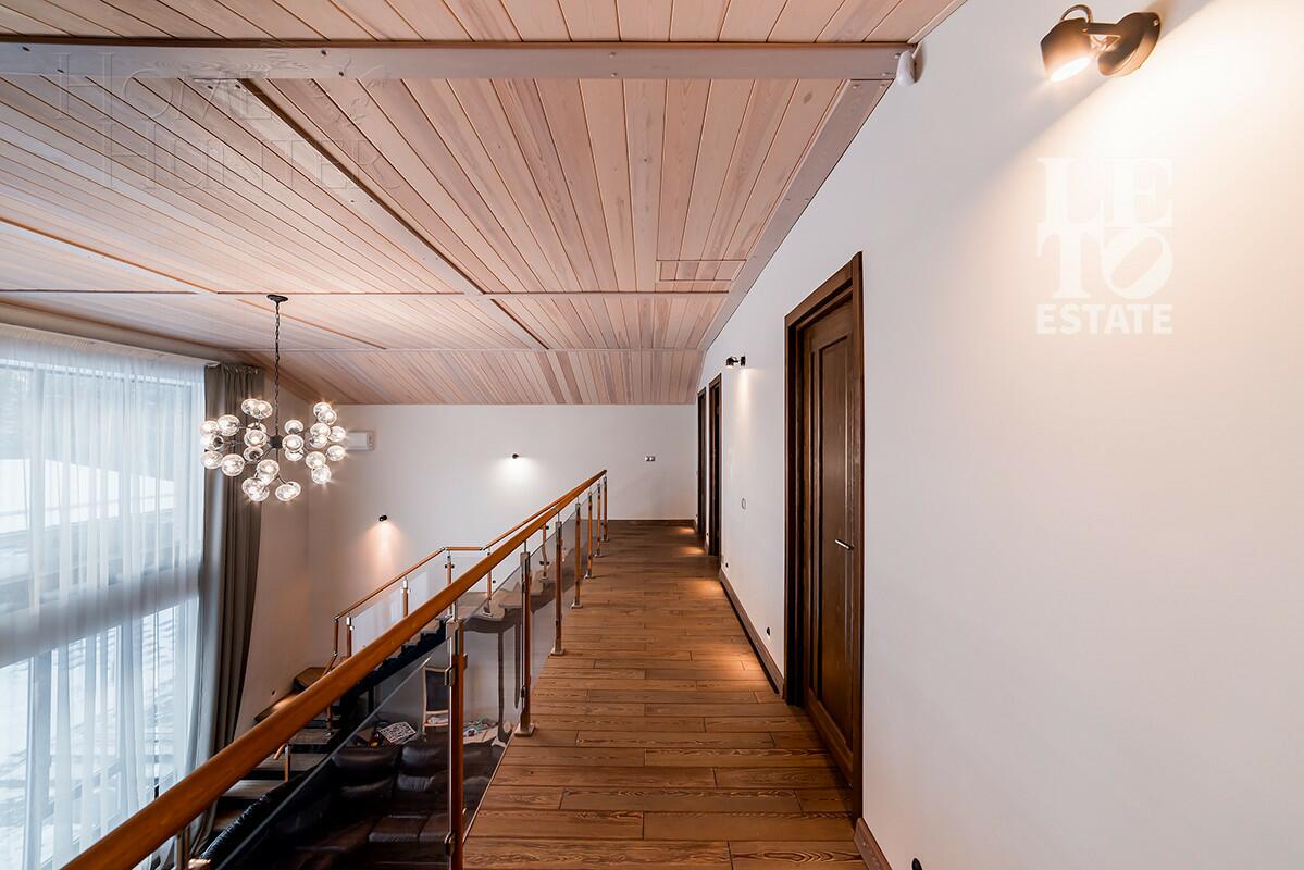 2-этажный коттедж 302 м² с отделкой