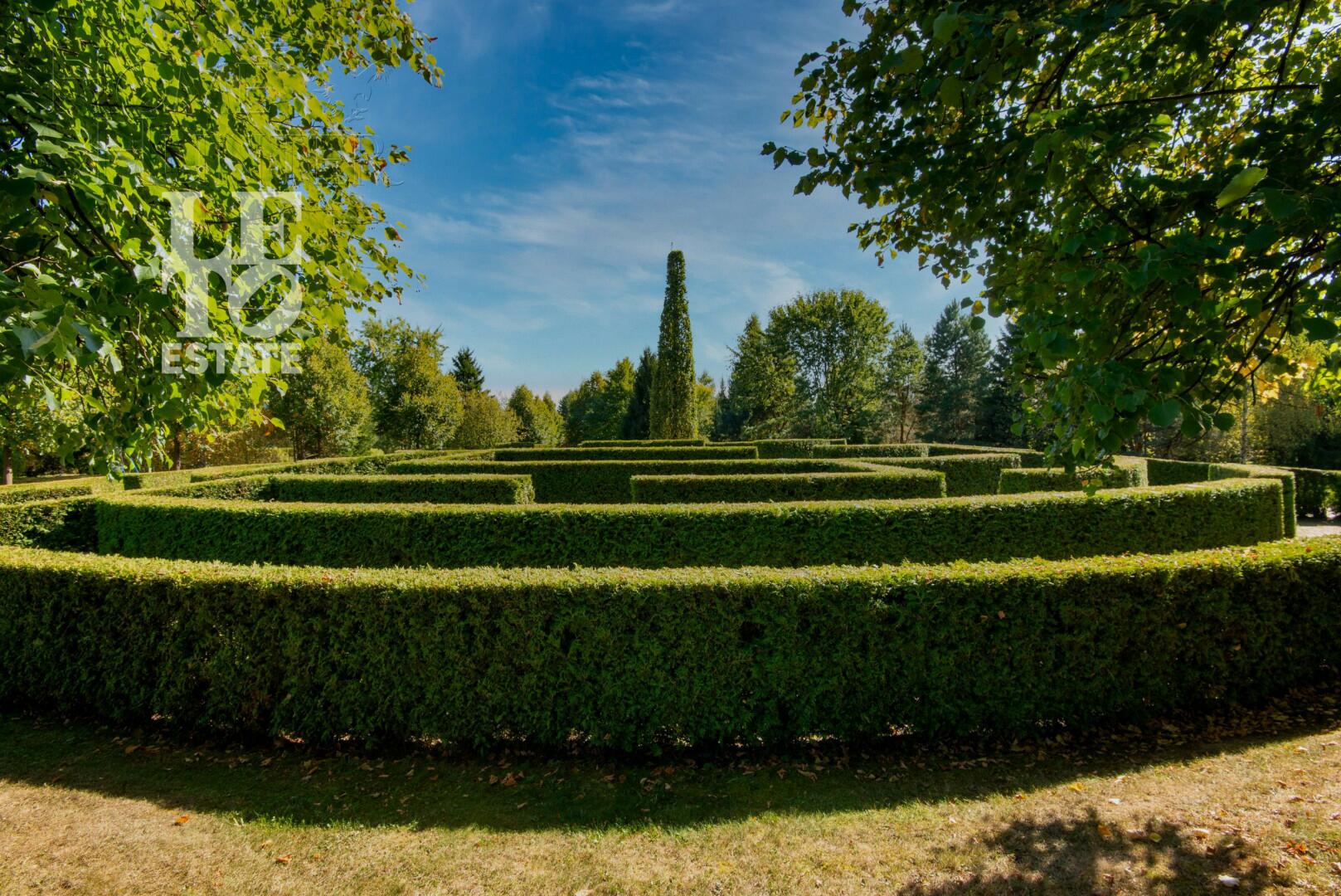 2-этажный коттедж 961 м² с отделкой