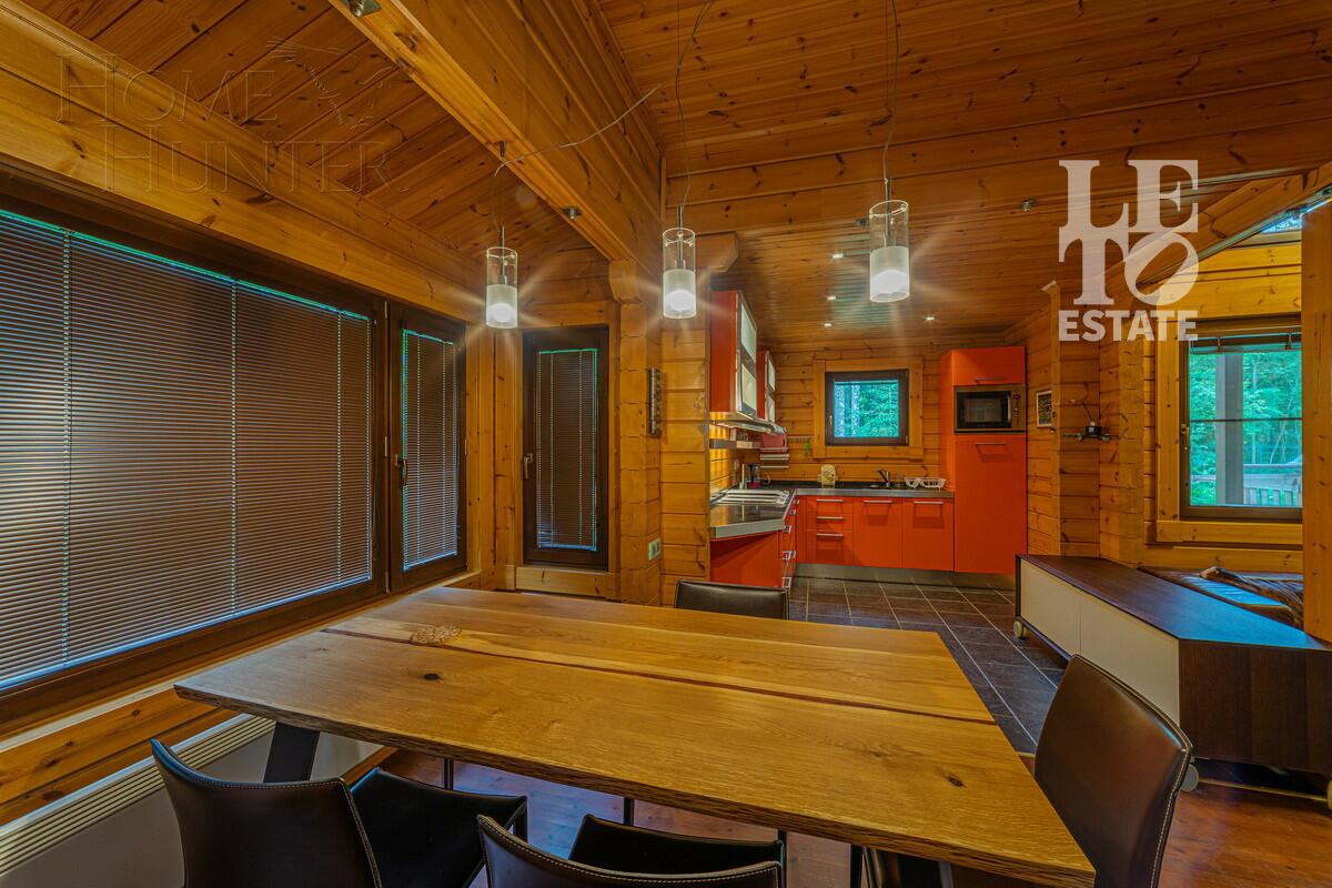 2-этажный коттедж 360 м² с отделкой