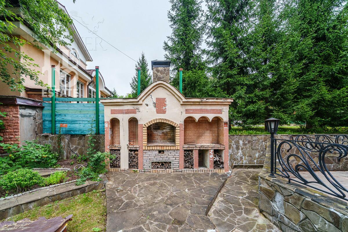 2-этажный коттедж 450 м² с отделкой