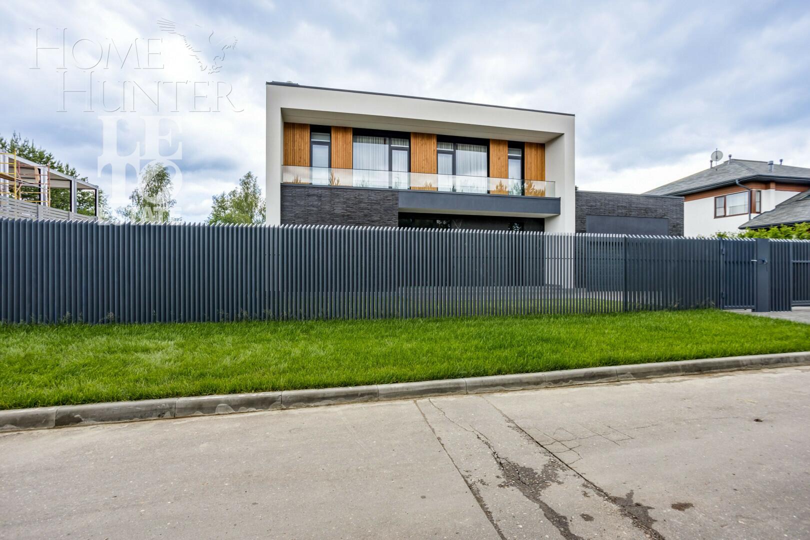 2-этажный коттедж 604 м² с отделкой