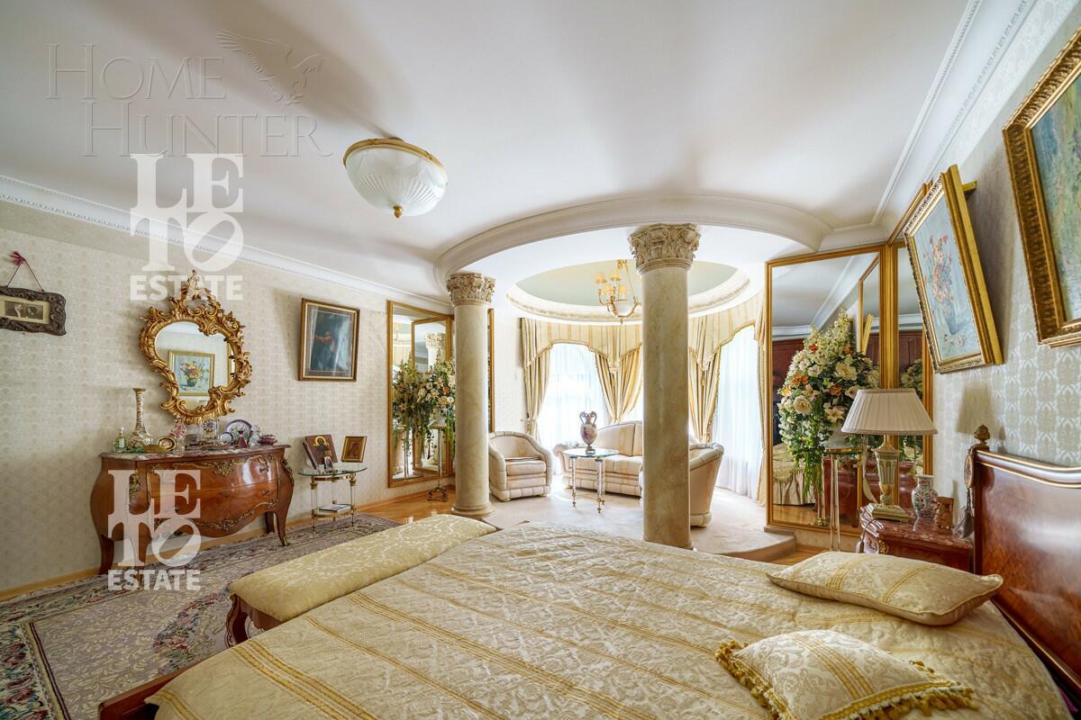 3-этажный коттедж 850 м² с отделкой