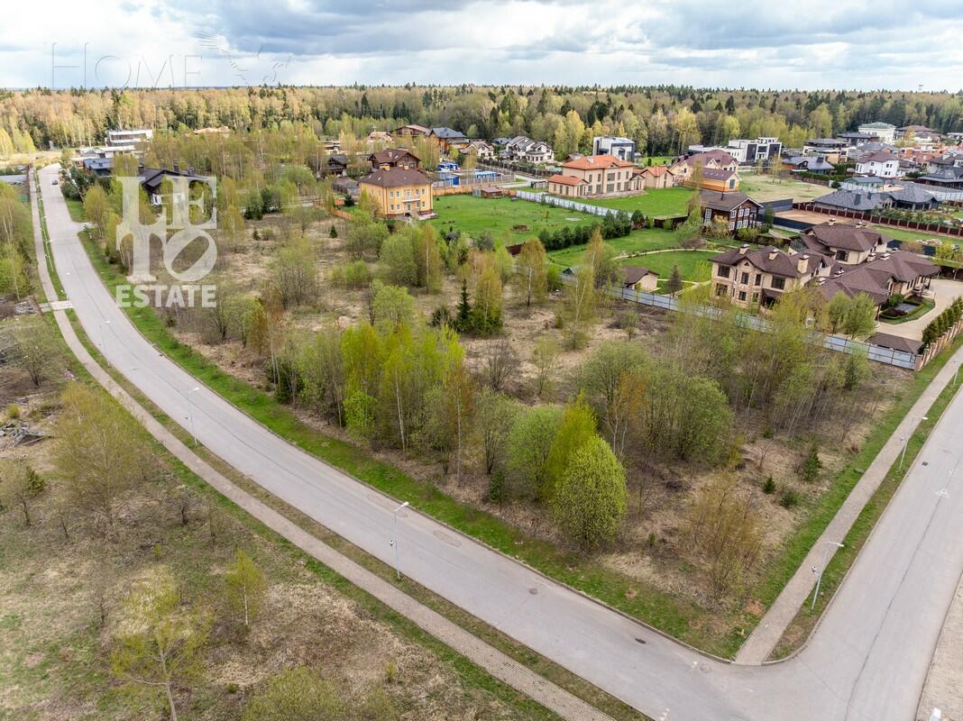 Участок 110.82 сот. в охраняемом поселке