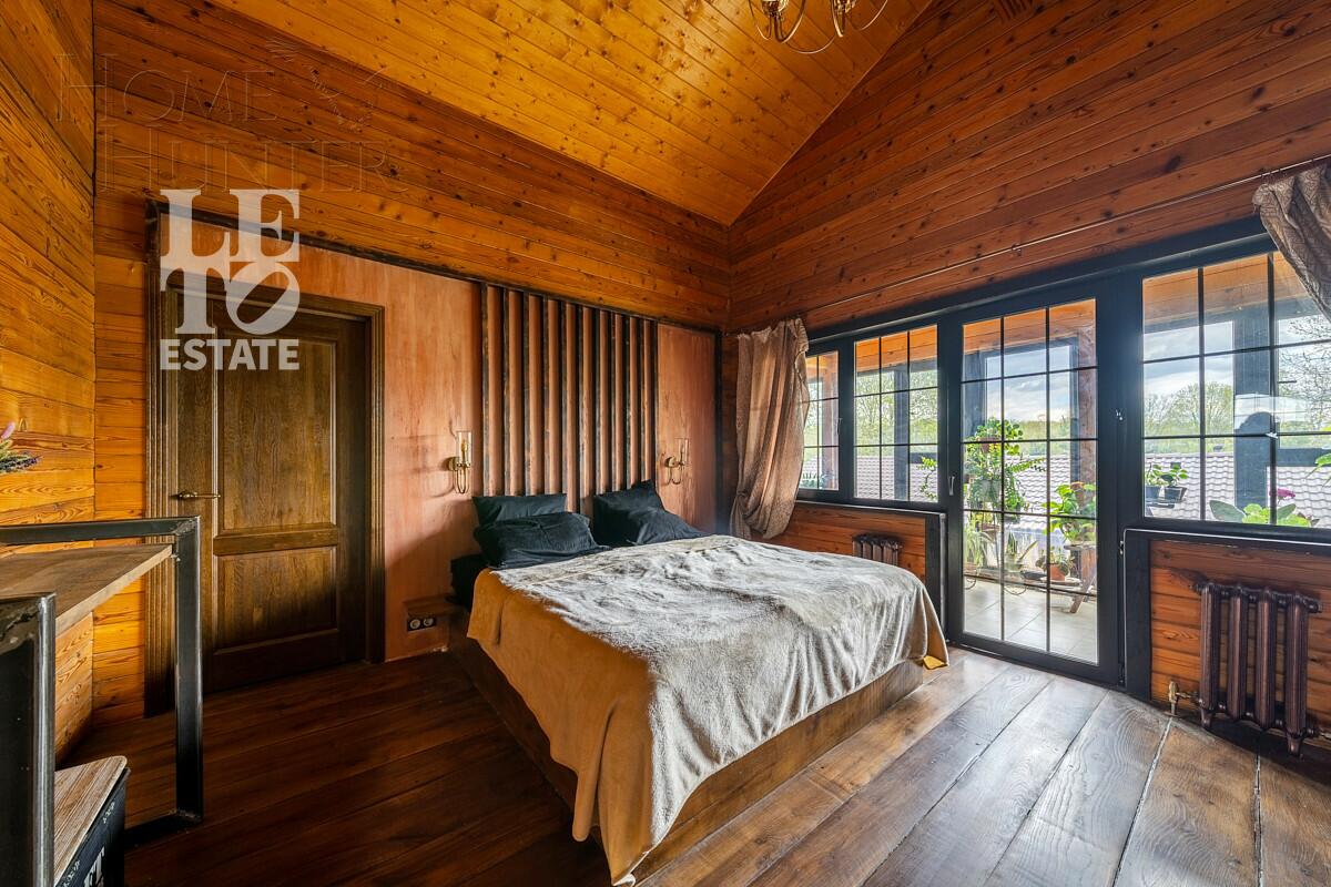 2-этажный коттедж 340 м² с отделкой