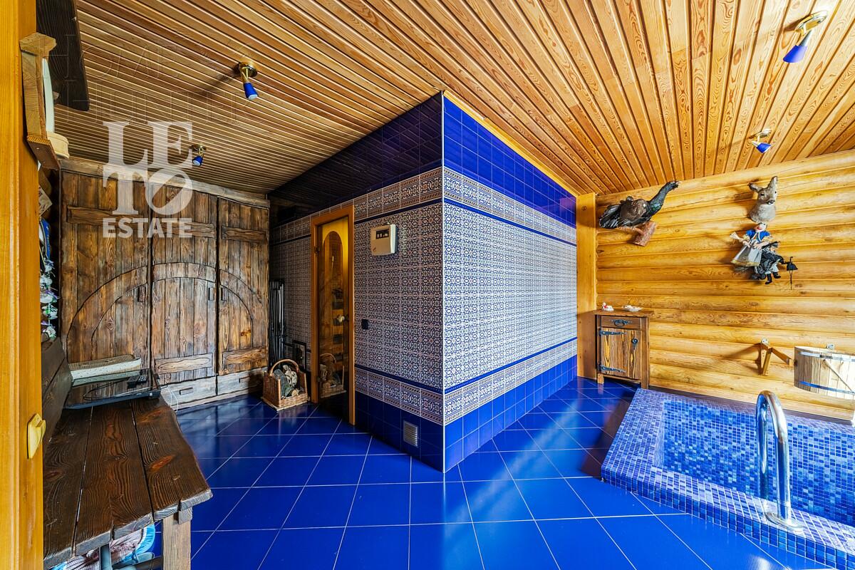 2-этажный коттедж 554 м² с отделкой