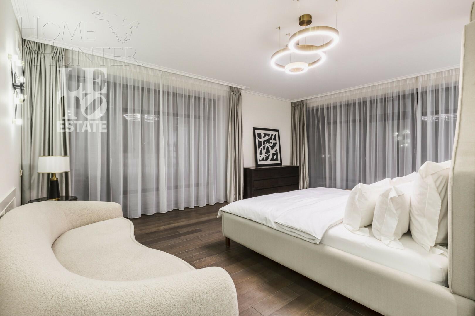 2-этажный коттедж 961 м² с отделкой