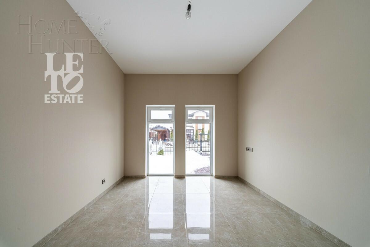 2-этажный коттедж 240 м² с отделкой