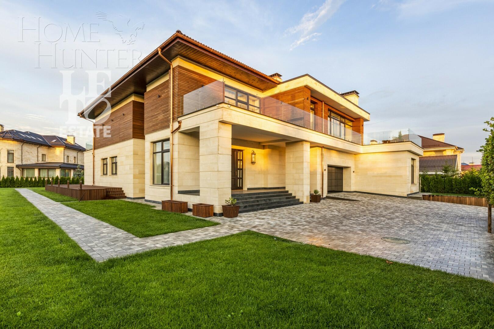 2-этажный коттедж 961 м² с отделкой