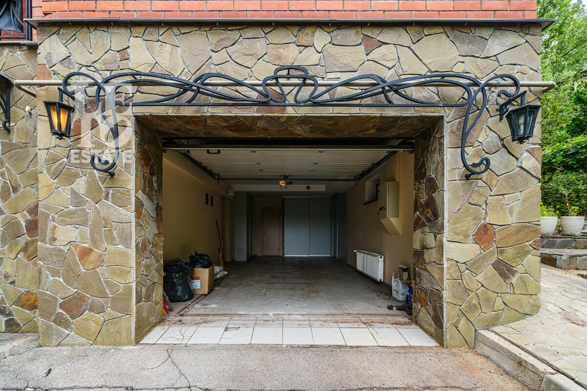 2-этажный коттедж 450 м² с отделкой