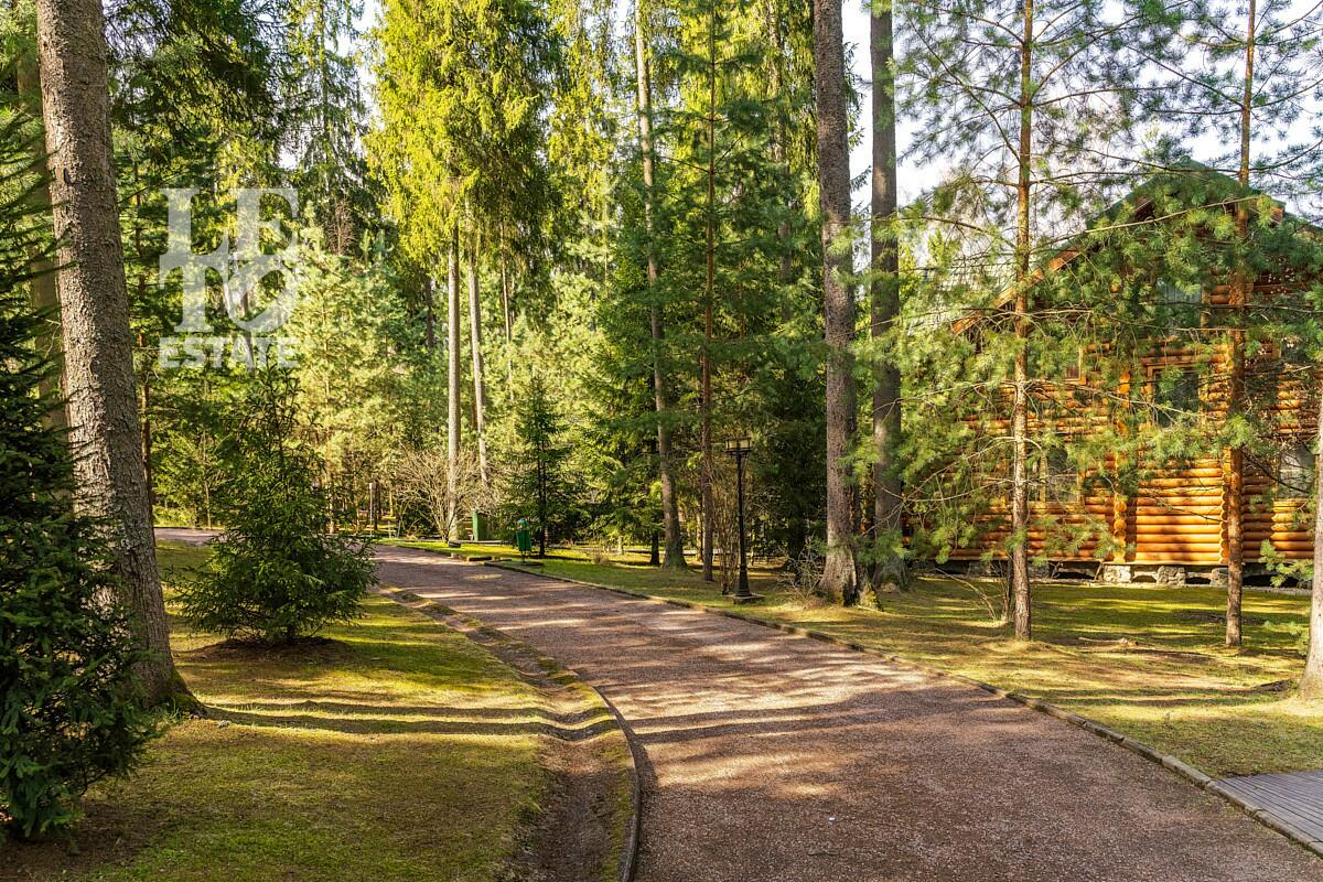 2-этажный коттедж 219 м² с отделкой