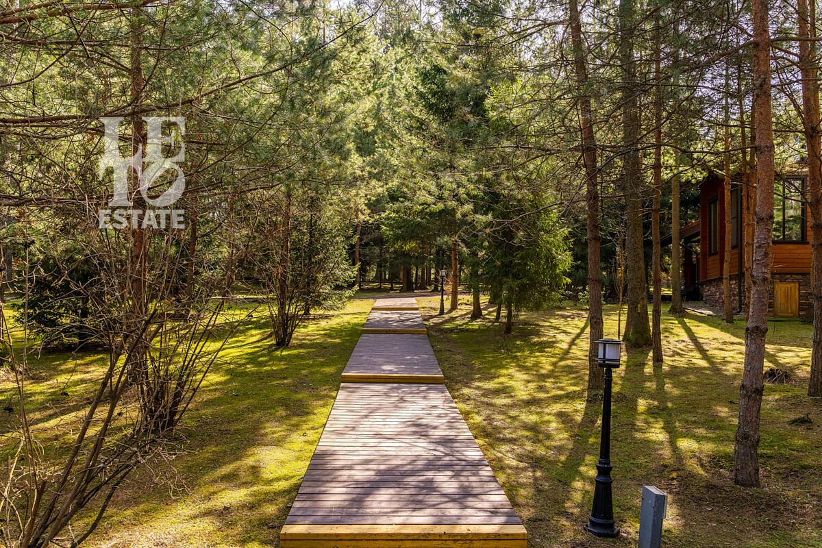 2-этажный коттедж 219 м² с отделкой